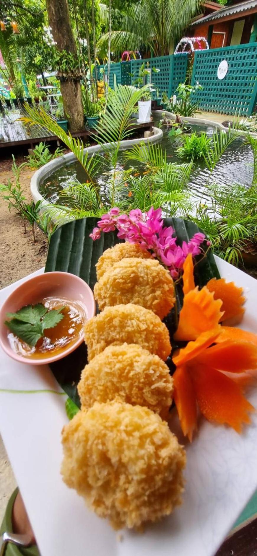Royal Bamboo Hostel-Sha Certified Khao Sok National Park エクステリア 写真